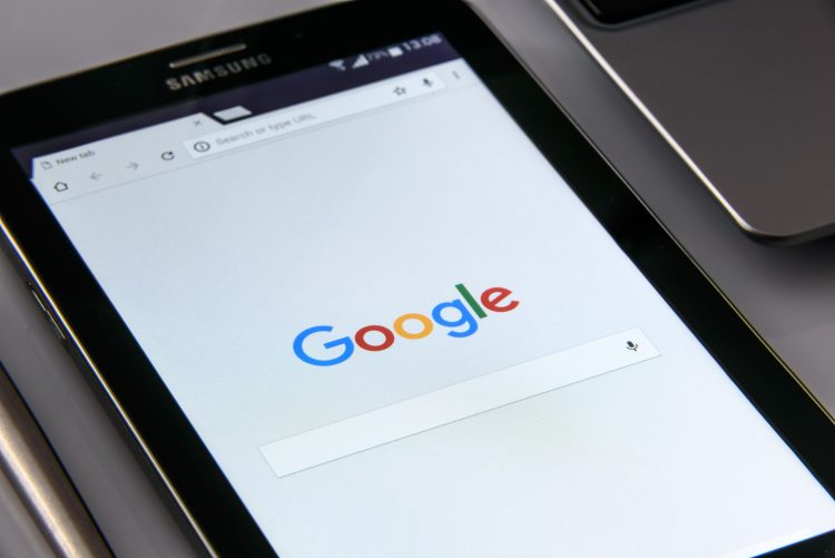google hang alapú keresés